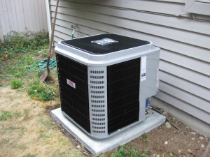 yard space affects choice of heat pump vs air conditioner